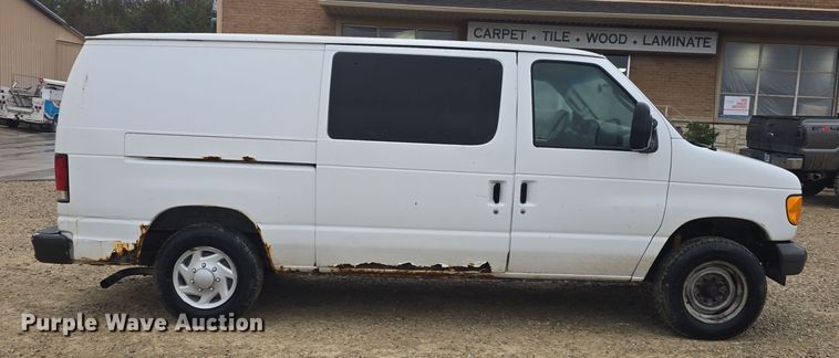 image for item DO7833 2007 Ford E150 van