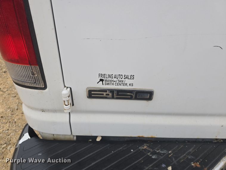 image for item DO7833 2007 Ford E150 van