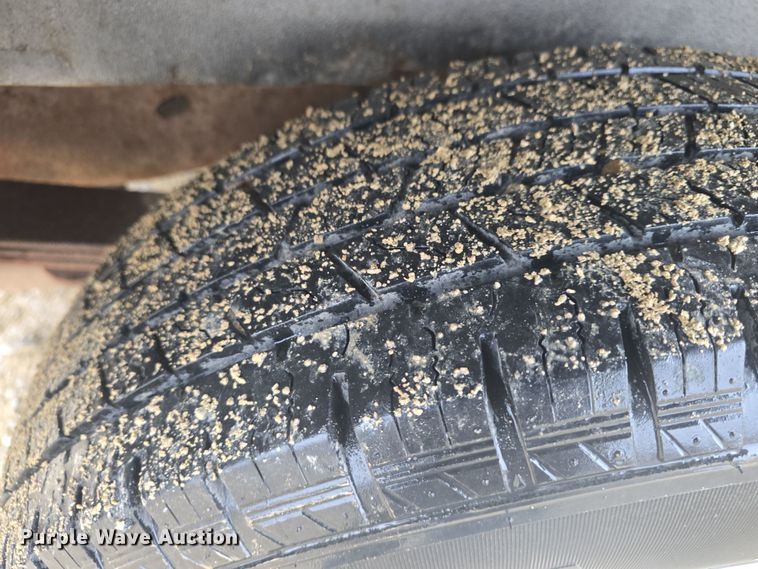 image for item DO7833 2007 Ford E150 van