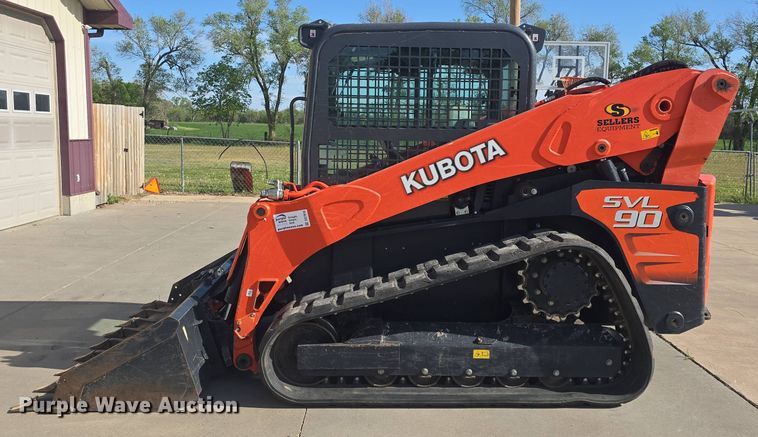 image for item DO7910 2012 Kubota SVL90 tracked skid steer loader