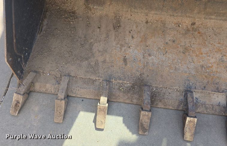 image for item DO7910 2012 Kubota SVL90 tracked skid steer loader