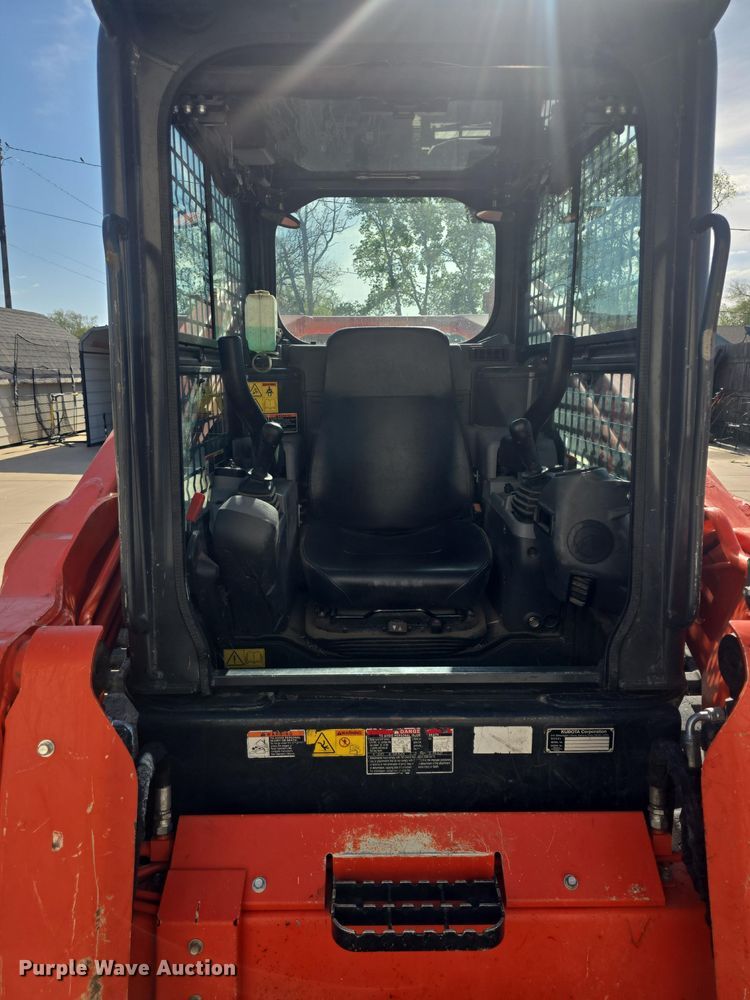 image for item DO7910 2012 Kubota SVL90 tracked skid steer loader