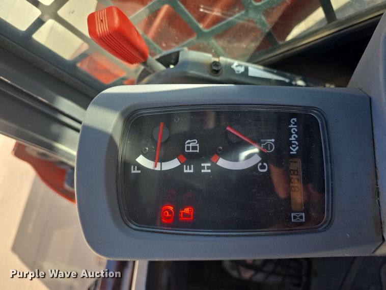 image for item DO7910 2012 Kubota SVL90 tracked skid steer loader