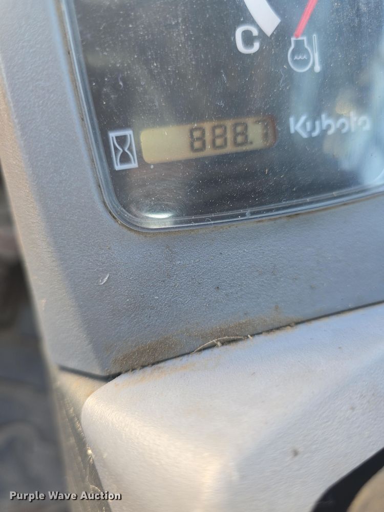 image for item DO7910 2012 Kubota SVL90 tracked skid steer loader