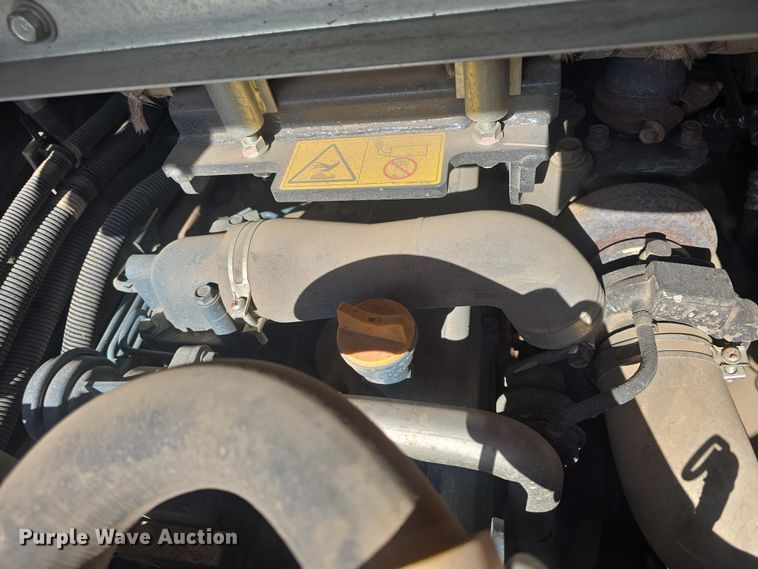 image for item DO7910 2012 Kubota SVL90 tracked skid steer loader