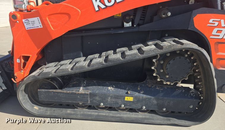 image for item DO7910 2012 Kubota SVL90 tracked skid steer loader