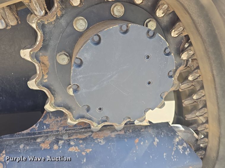 image for item DO7910 2012 Kubota SVL90 tracked skid steer loader