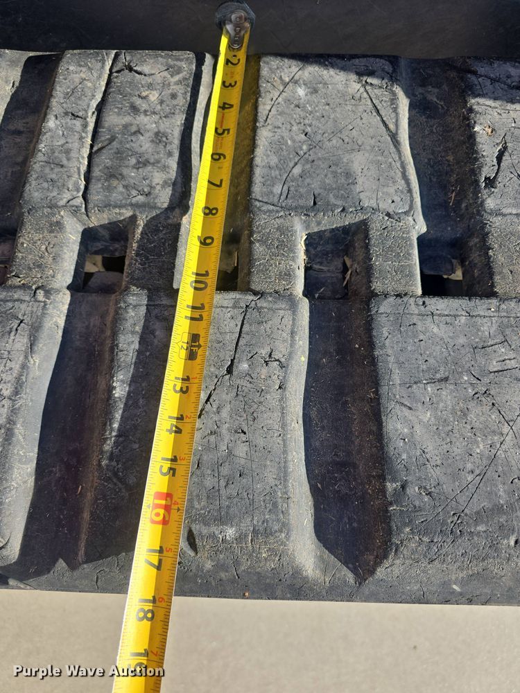 image for item DO7910 2012 Kubota SVL90 tracked skid steer loader