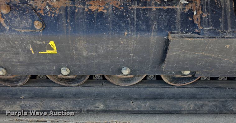 image for item DO7910 2012 Kubota SVL90 tracked skid steer loader