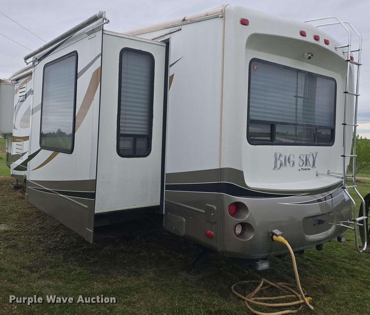 image for item DO7932 2009 Keystone Montana Big Sky camper