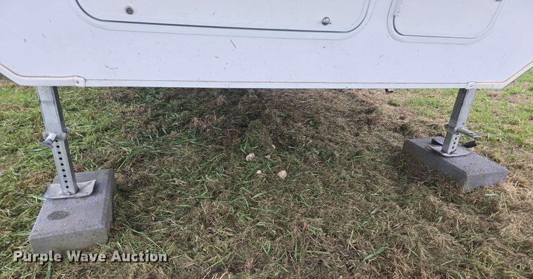 image for item DO7932 2009 Keystone Montana Big Sky camper