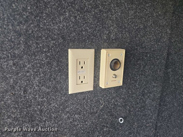 image for item DO7932 2009 Keystone Montana Big Sky camper