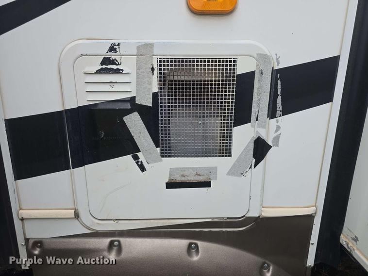 image for item DO7932 2009 Keystone Montana Big Sky camper