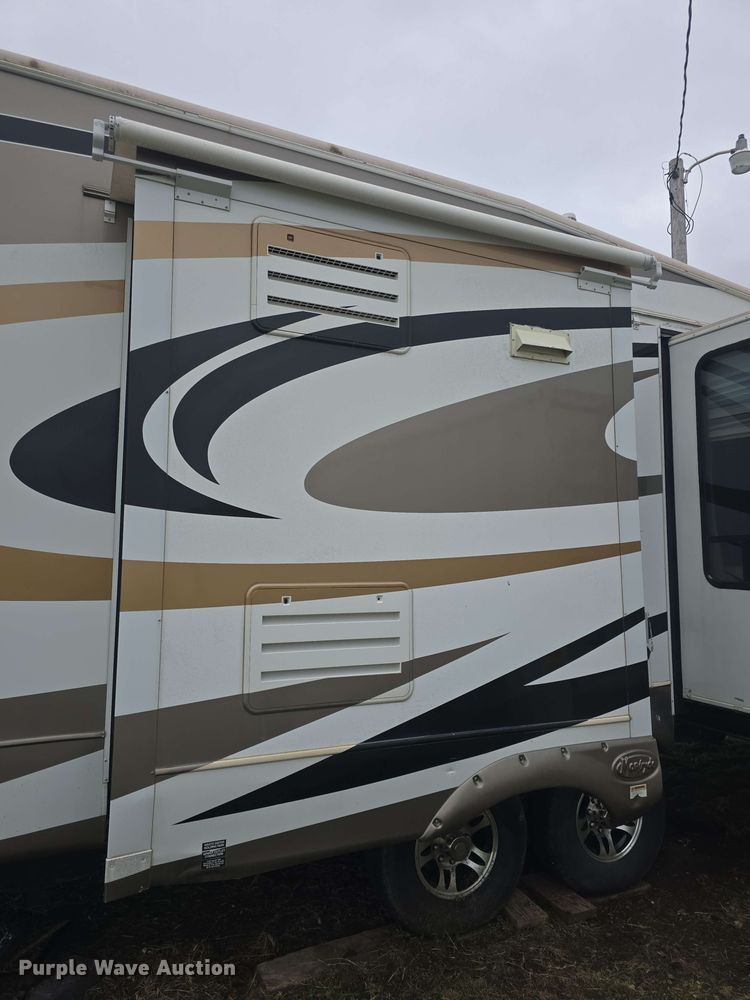 image for item DO7932 2009 Keystone Montana Big Sky camper