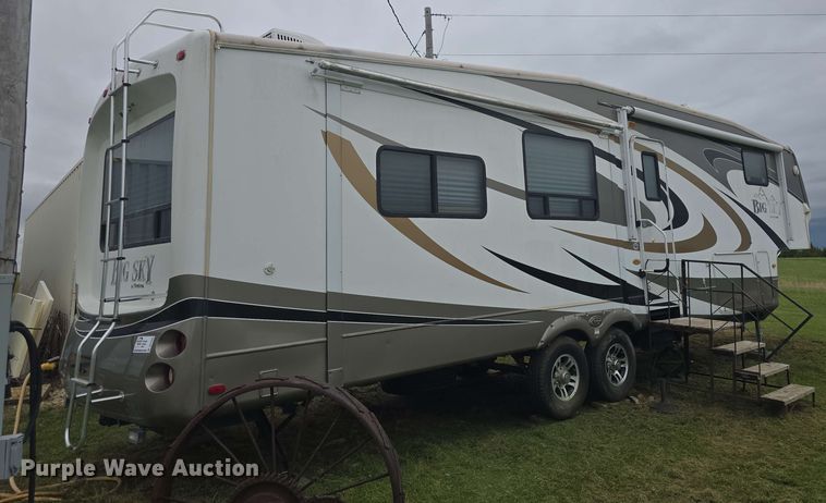 image for item DO7932 2009 Keystone Montana Big Sky camper