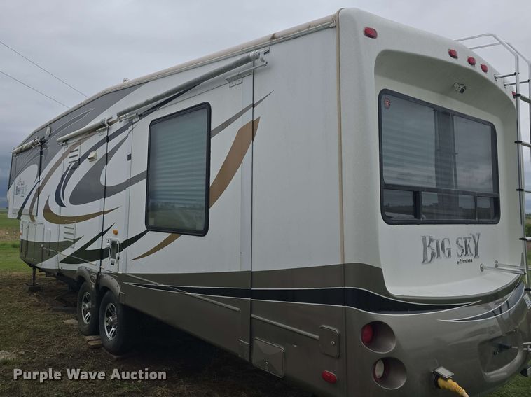 image for item DO7932 2009 Keystone Montana Big Sky camper