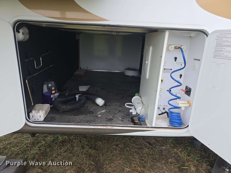 image for item DO7932 2009 Keystone Montana Big Sky camper