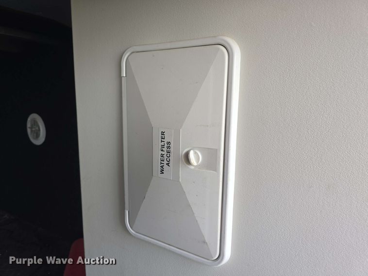 image for item DO7932 2009 Keystone Montana Big Sky camper