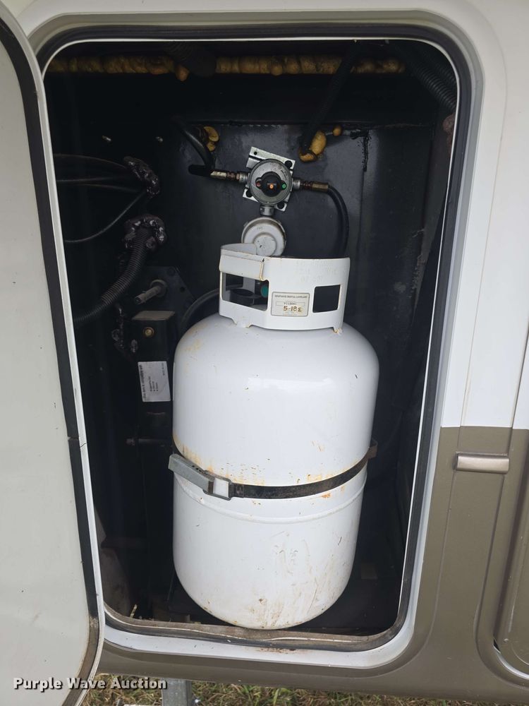 image for item DO7932 2009 Keystone Montana Big Sky camper