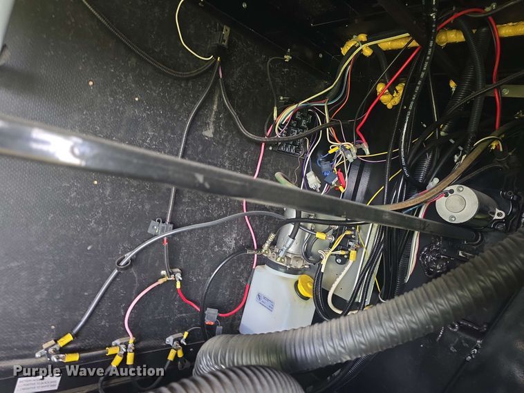 image for item DO7932 2009 Keystone Montana Big Sky camper