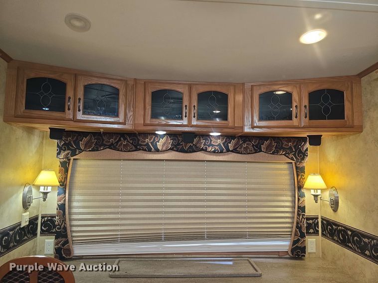 image for item DO7932 2009 Keystone Montana Big Sky camper