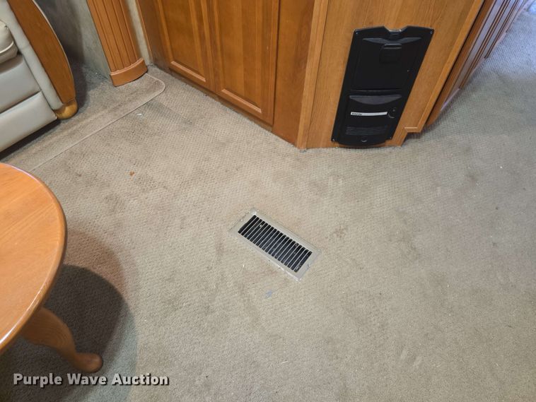 image for item DO7932 2009 Keystone Montana Big Sky camper