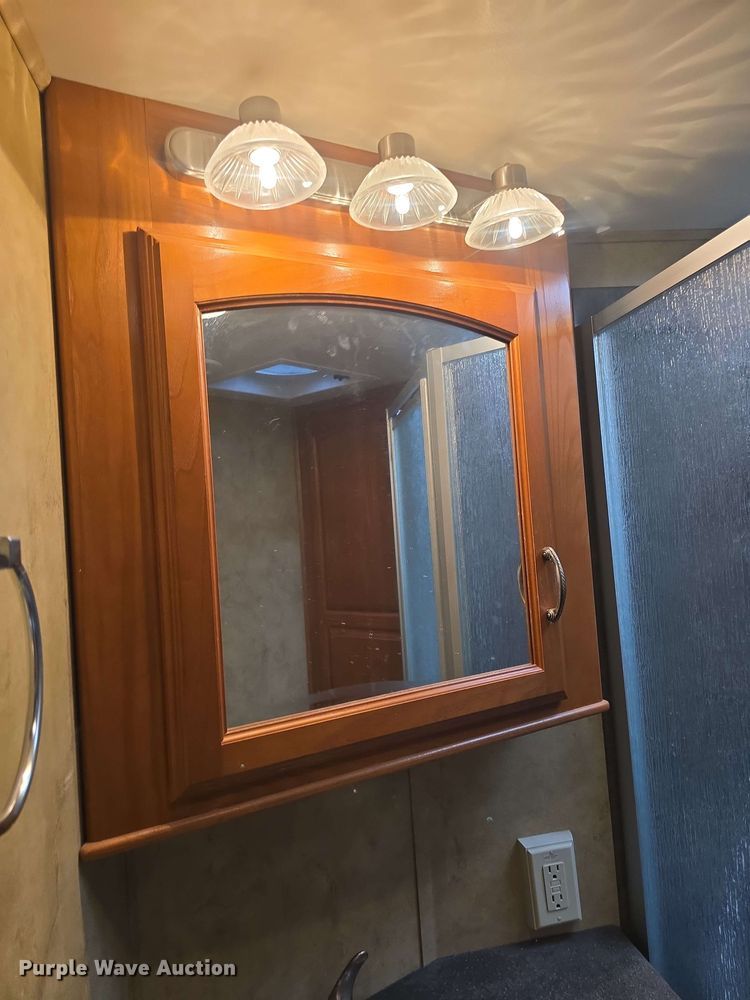 image for item DO7932 2009 Keystone Montana Big Sky camper