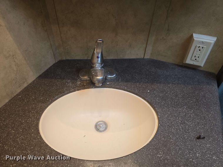 image for item DO7932 2009 Keystone Montana Big Sky camper