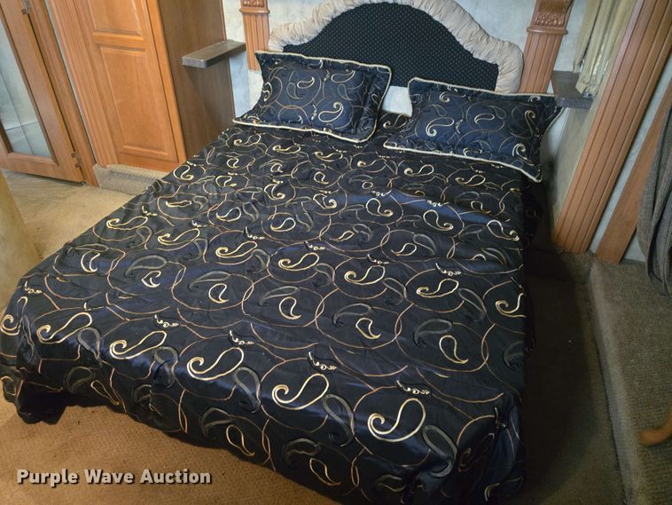 image for item DO7932 2009 Keystone Montana Big Sky camper