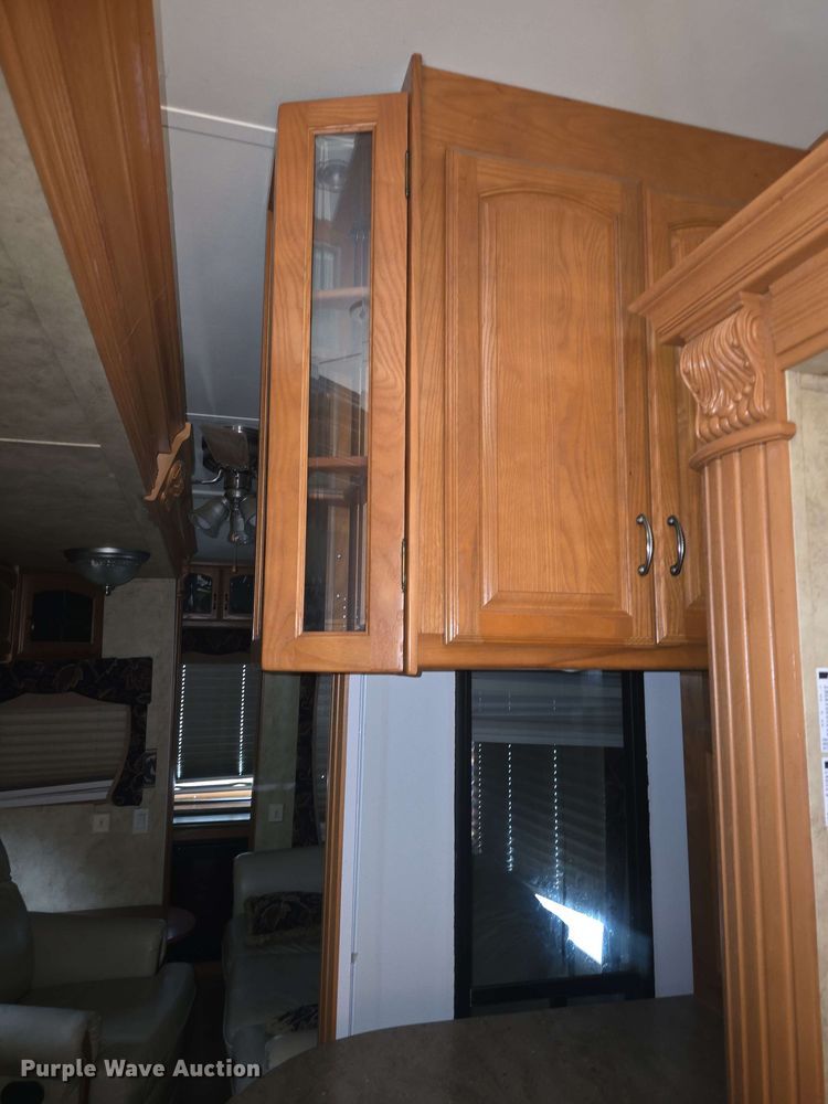 image for item DO7932 2009 Keystone Montana Big Sky camper