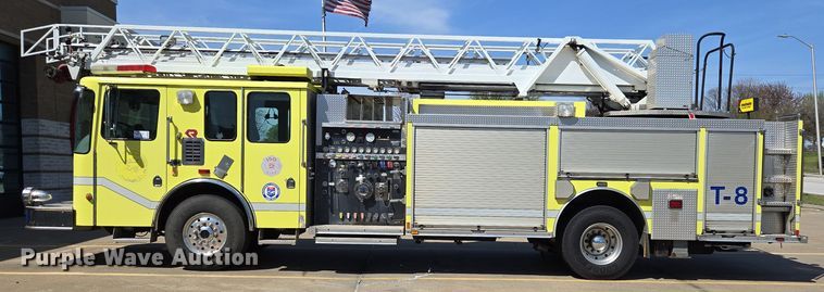 image for item DP6326 2003 HME Central States Fire Apparatus ladder fire truck