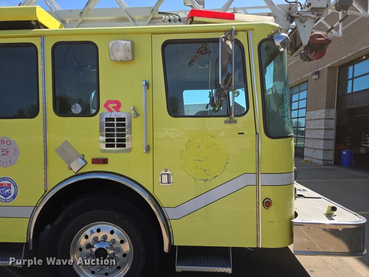 image for item DP6326 2003 HME Central States Fire Apparatus ladder fire truck