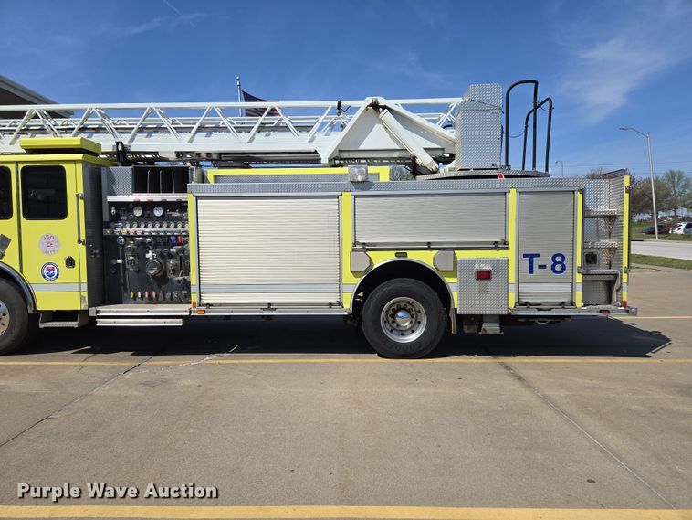 image for item DP6326 2003 HME Central States Fire Apparatus ladder fire truck