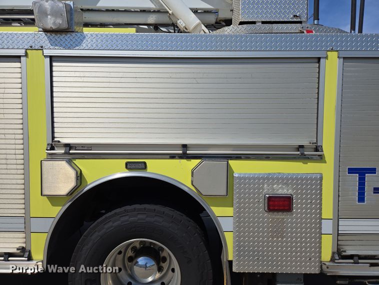 image for item DP6326 2003 HME Central States Fire Apparatus ladder fire truck