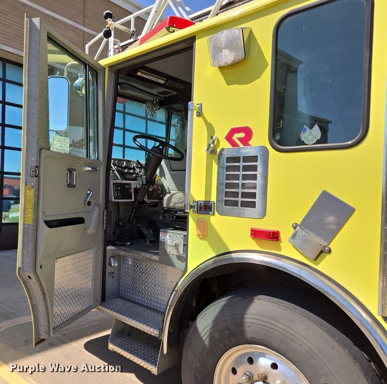 image for item DP6326 2003 HME Central States Fire Apparatus ladder fire truck