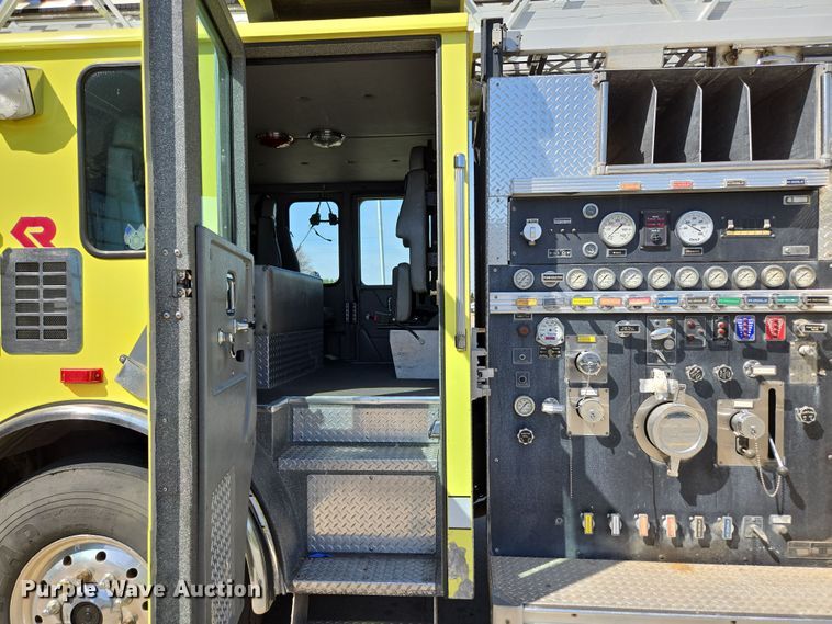 image for item DP6326 2003 HME Central States Fire Apparatus ladder fire truck