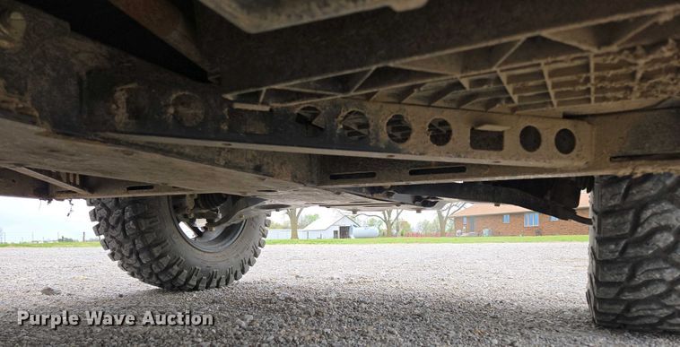 image for item DP6329 2023 John Deere Gator XUV835M utility vehicle