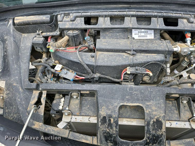 image for item DP6329 2023 John Deere Gator XUV835M utility vehicle