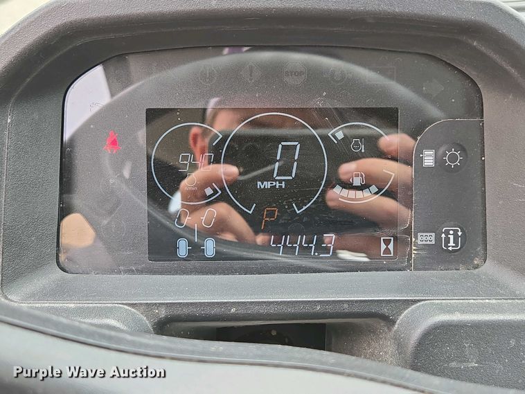 image for item DP6329 2023 John Deere Gator XUV835M utility vehicle