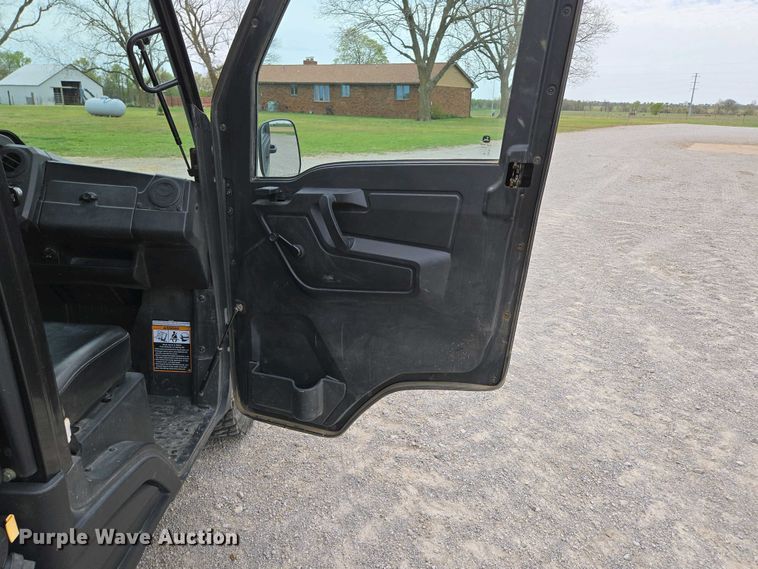 image for item DP6329 2023 John Deere Gator XUV835M utility vehicle