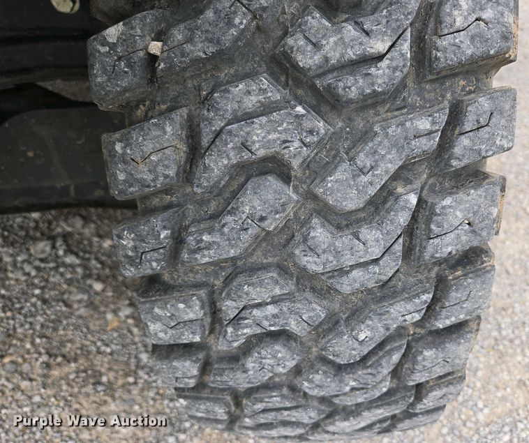 image for item DP6329 2023 John Deere Gator XUV835M utility vehicle