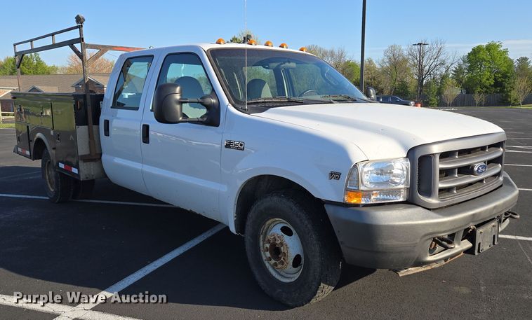 image for item DP6338 2004 Ford F350 Super Duty XL Crew Cab utility bed pickup truck