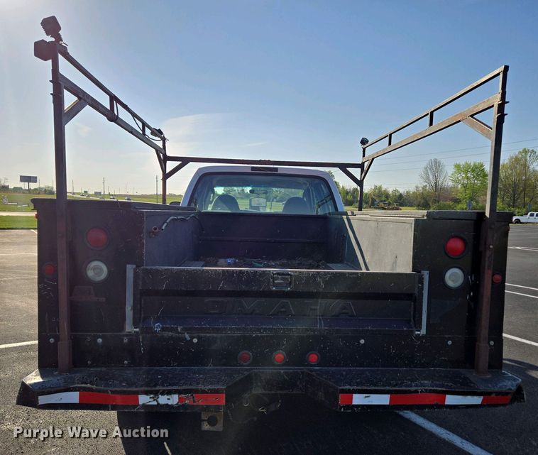 image for item DP6338 2004 Ford F350 Super Duty XL Crew Cab utility bed pickup truck