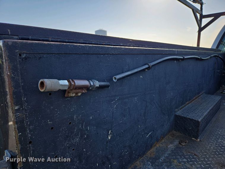 image for item DP6338 2004 Ford F350 Super Duty XL Crew Cab utility bed pickup truck