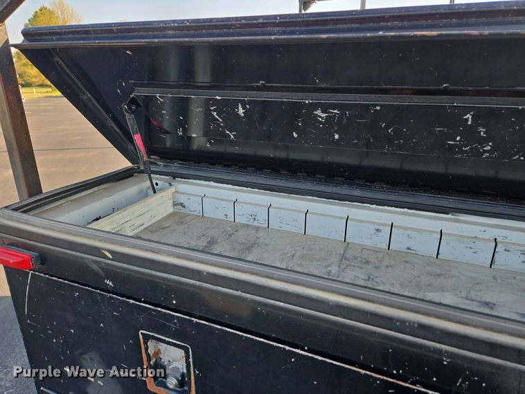 image for item DP6338 2004 Ford F350 Super Duty XL Crew Cab utility bed pickup truck