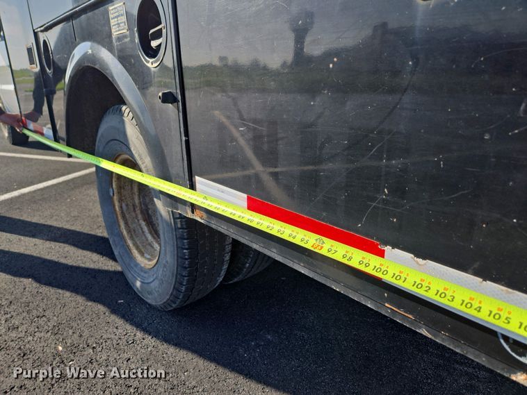 image for item DP6338 2004 Ford F350 Super Duty XL Crew Cab utility bed pickup truck