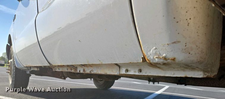 image for item DP6338 2004 Ford F350 Super Duty XL Crew Cab utility bed pickup truck