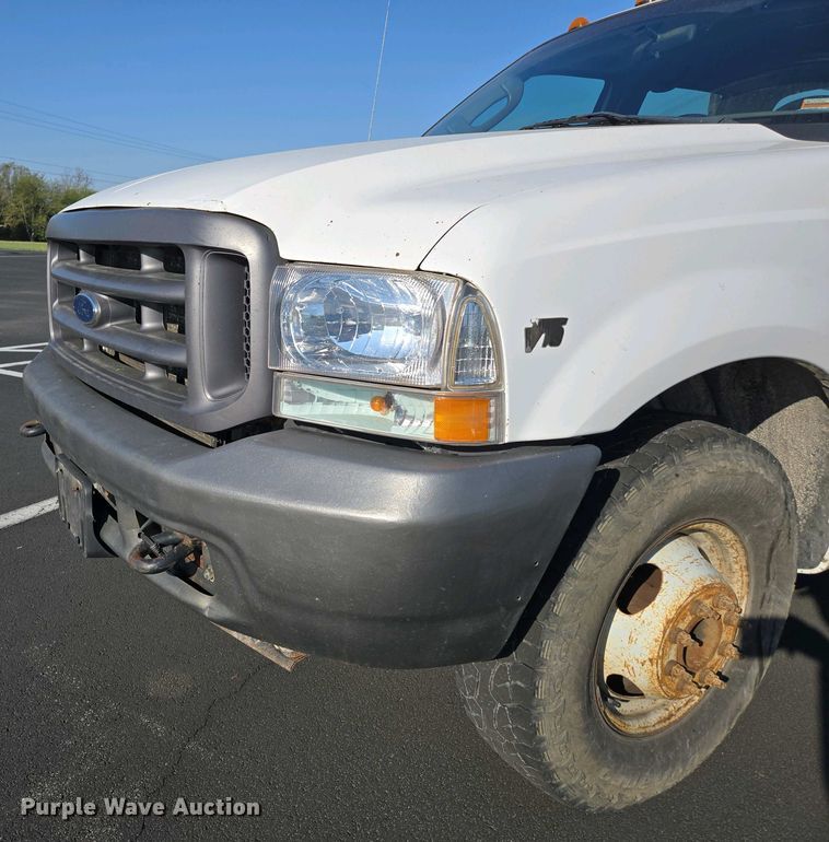 image for item DP6338 2004 Ford F350 Super Duty XL Crew Cab utility bed pickup truck