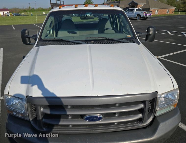 image for item DP6338 2004 Ford F350 Super Duty XL Crew Cab utility bed pickup truck