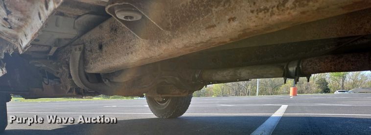 image for item DP6338 2004 Ford F350 Super Duty XL Crew Cab utility bed pickup truck